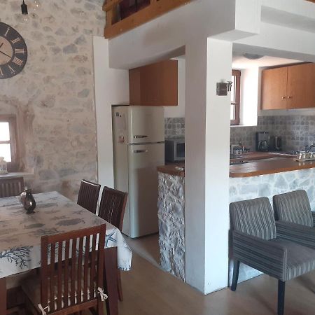 Tsitalia Cottage House Leonídion Exteriér fotografie