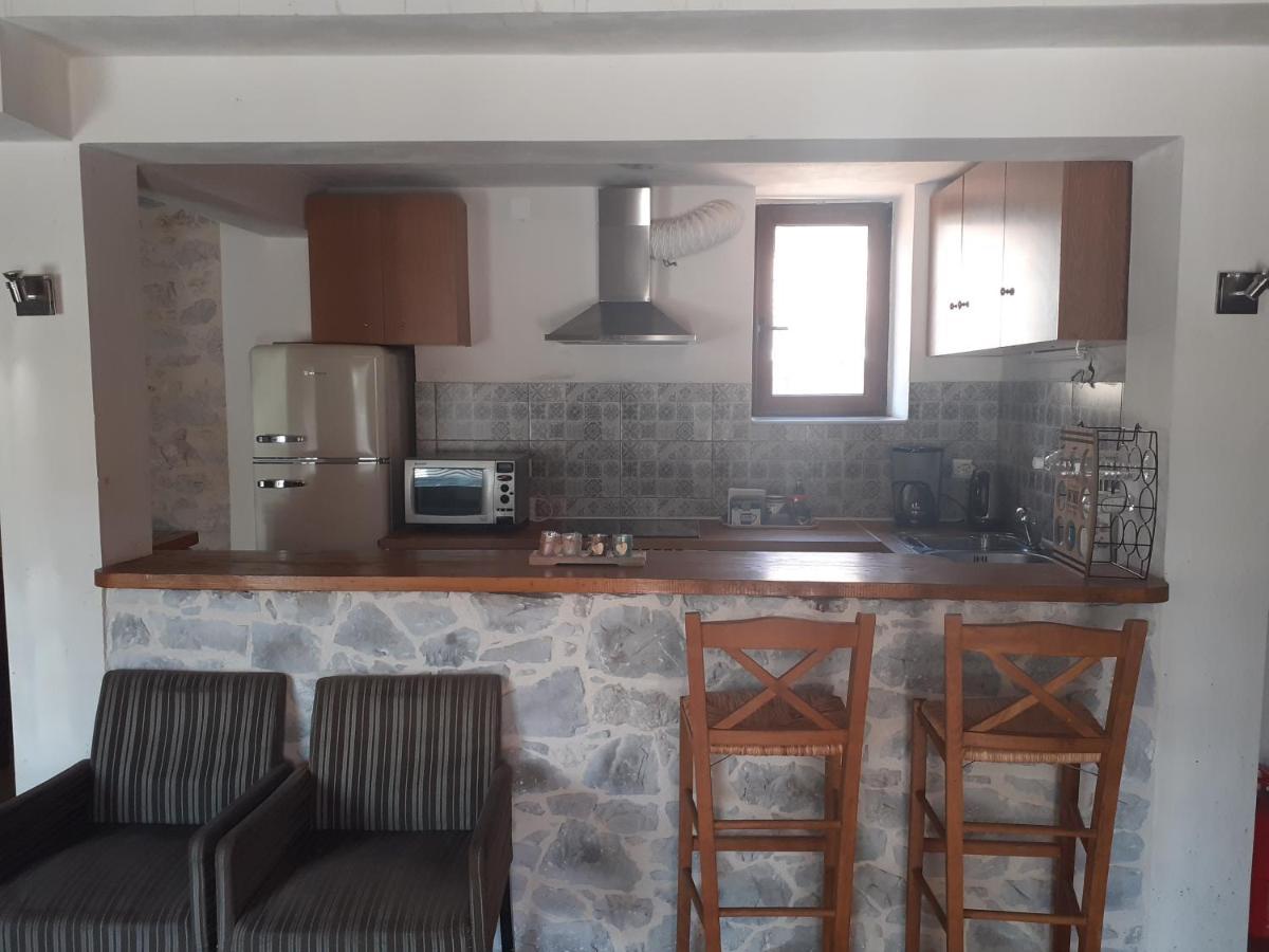 Tsitalia Cottage House Leonídion Exteriér fotografie
