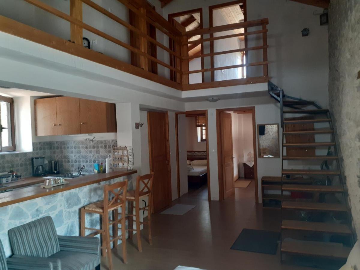 Tsitalia Cottage House Leonídion Exteriér fotografie